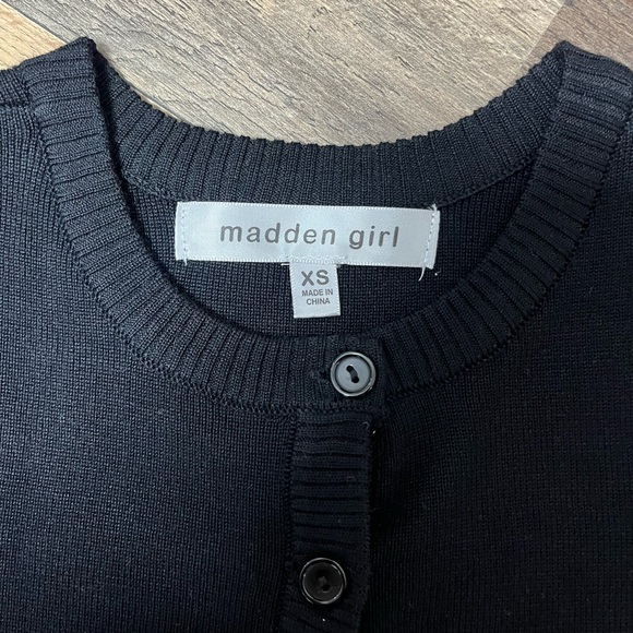 Top - Picture 2 of 2